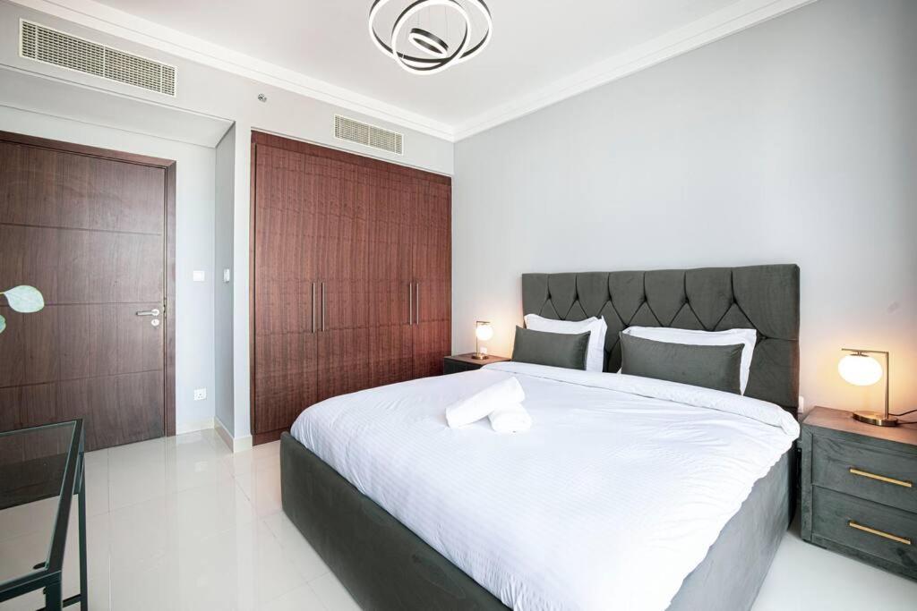 Magnificent Brand New Lux 3Br Burj & Fountain View Apartamento Dubai Exterior foto