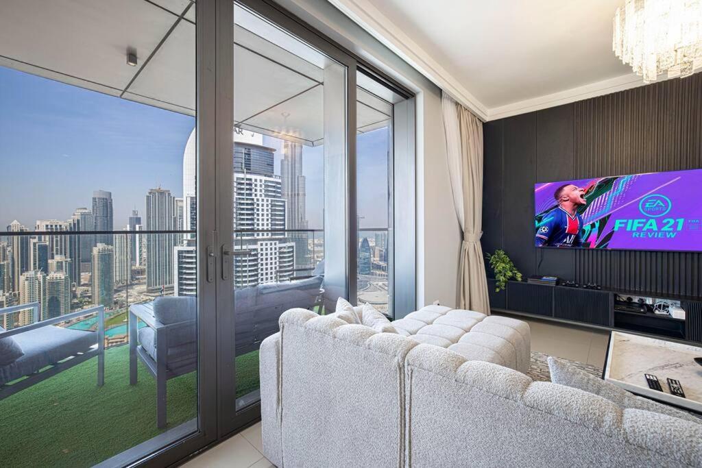 Magnificent Brand New Lux 3Br Burj & Fountain View Apartamento Dubai Exterior foto