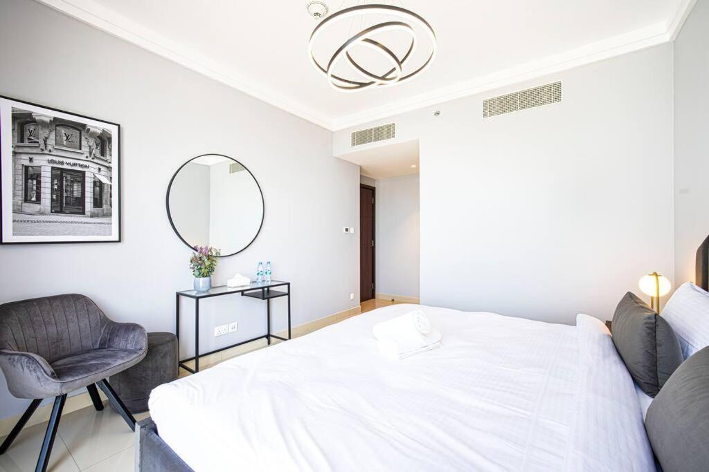 Magnificent Brand New Lux 3Br Burj & Fountain View Apartamento Dubai Exterior foto